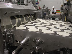 Industrial production of tortillas
made from generic hybrid or GMO
corn.