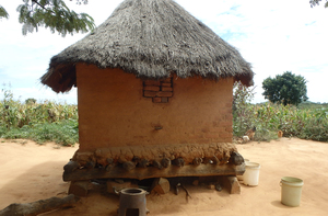 Un granero tradicional para almacenar semillas y alimentos en Zimbabue.