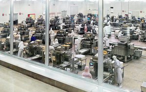 Frozen dumpling factory in Zhengzhou, China. (Photo: Massimo Vitali/New York Times)