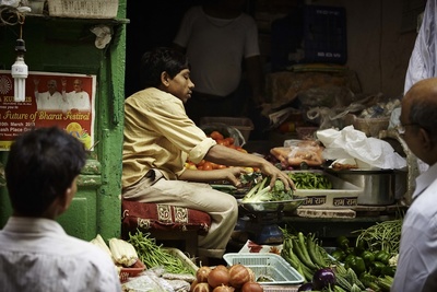 Food sovereignty for sale: supermarkets are undermining people's control over food and farming in Asia-image