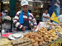 La “sécurité sanitaire ” des aliments : une arme contre les vendeurs de rue et les petits producteurs-image