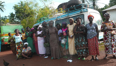 Police block peaceful action by women affected by SOCFIN oil palm plantation in Sierra Leone-image