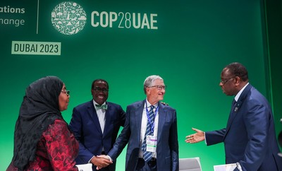 La COP del clima se convierte en otra Davos-image